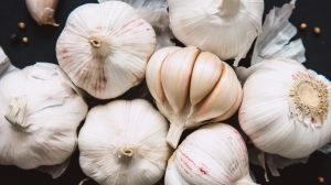 Garlic Benefits for the Skin