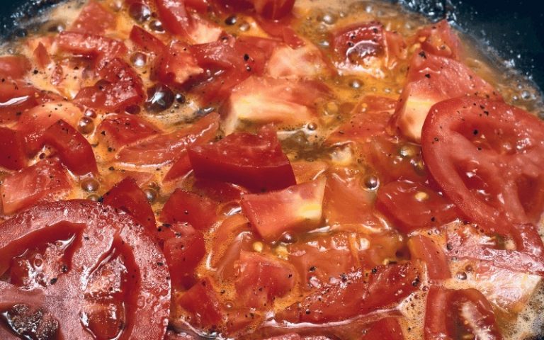 Substitute For Stewed Tomatoes: How To Substitute Them In Recipes